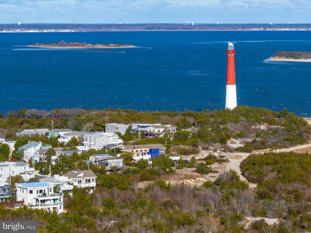 402 CENTRAL AVE, Barnegat Light, NJ 08006