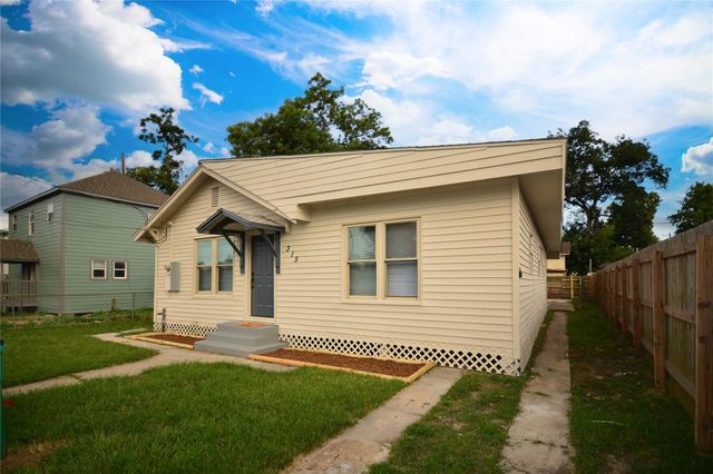 315 Miriam Street, Baytown, TX 77520