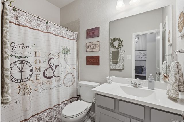 1214 NASHUA SQ, San Antonio, TX 78245