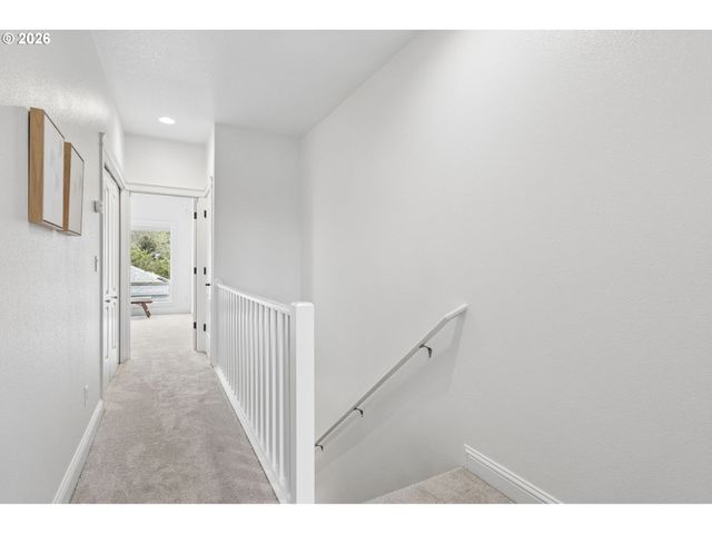4830 Sw VIEW POINT Ter, Portland, OR 97239