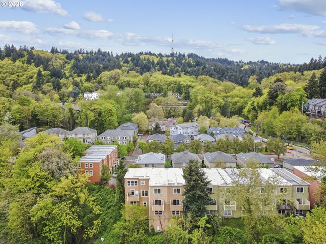 4830 Sw VIEW POINT Ter, Portland, OR 97239