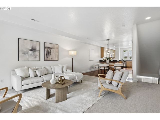 4830 Sw VIEW POINT Ter, Portland, OR 97239