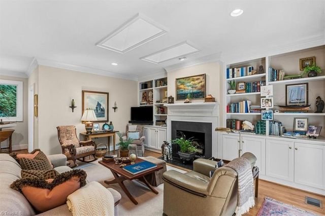 2903 Turner Grove N Drive, Greensboro, NC 27455