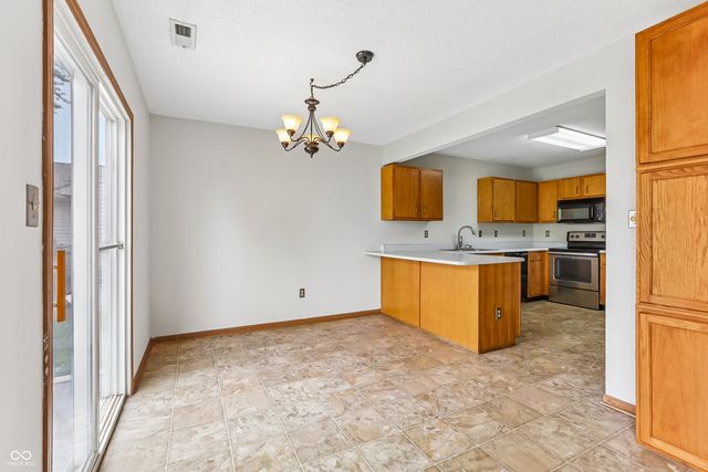 165 Harts Ford Way, Brownsburg, IN 46112