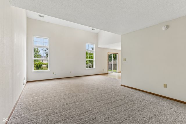 165 Harts Ford Way, Brownsburg, IN 46112