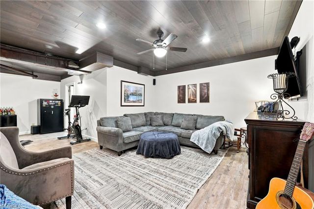 270 Bridgewater Road, Mount Airy, NC 27030