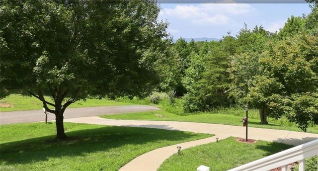 270 Bridgewater Road, Mount Airy, NC 27030