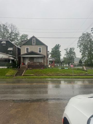 429 7th Avenue W, Huntington, WV 25701