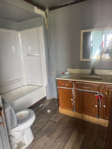 429 7th Avenue W, Huntington, WV 25701