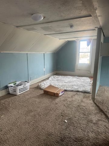 429 7th Avenue W, Huntington, WV 25701