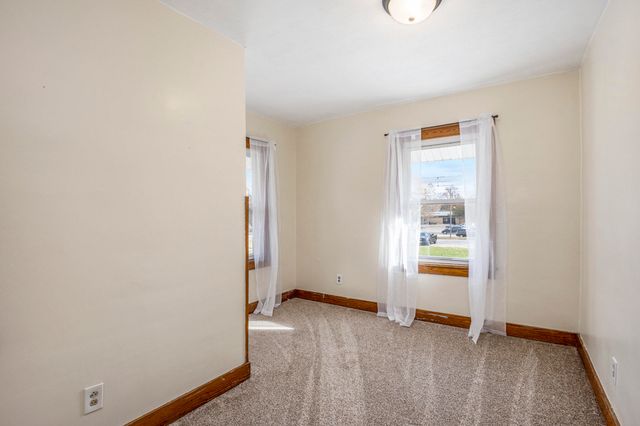 5523 Madison Avenue, Hudsonville, MI 49426