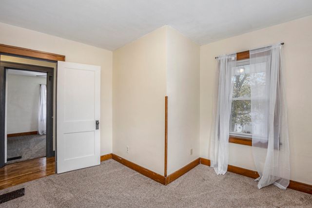 5523 Madison Avenue, Hudsonville, MI 49426