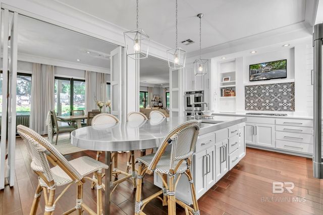 1106 Old County Road, Daphne, AL 36526