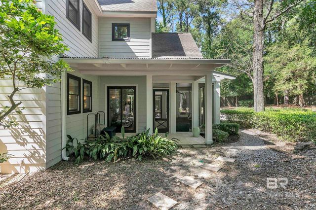 1106 Old County Road, Daphne, AL 36526