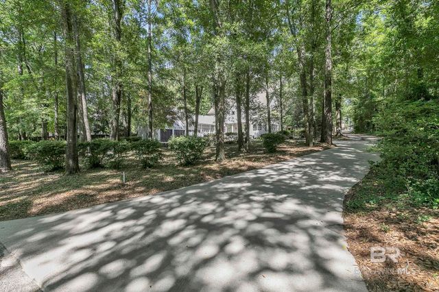 1106 Old County Road, Daphne, AL 36526