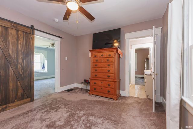 221 W Memorial Drive, Muncie, IN 47302