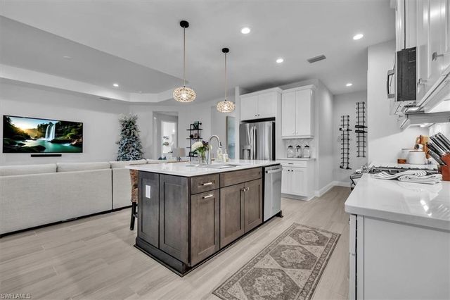 13585 Heritage Preserve DR, Fort Myers, FL 33905