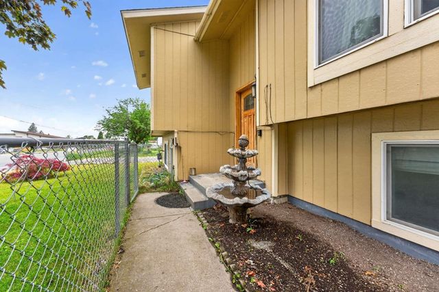 14015 E BROADWAY Ave, Spokane, WA 99216