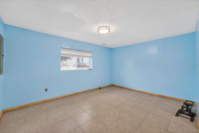 14015 E BROADWAY Ave, Spokane, WA 99216