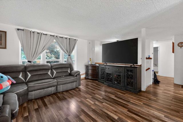 14015 E BROADWAY Ave, Spokane, WA 99216