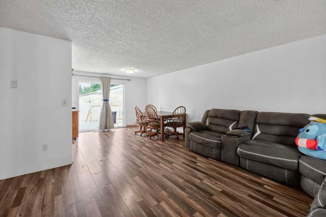 14015 E BROADWAY Ave, Spokane, WA 99216