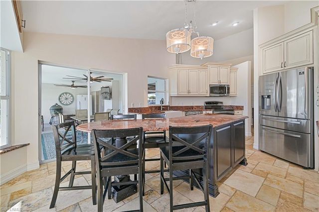 1409 SE 20th CT, Cape Coral, FL 33990