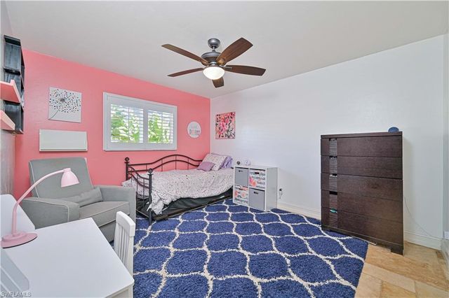 1409 SE 20th CT, Cape Coral, FL 33990