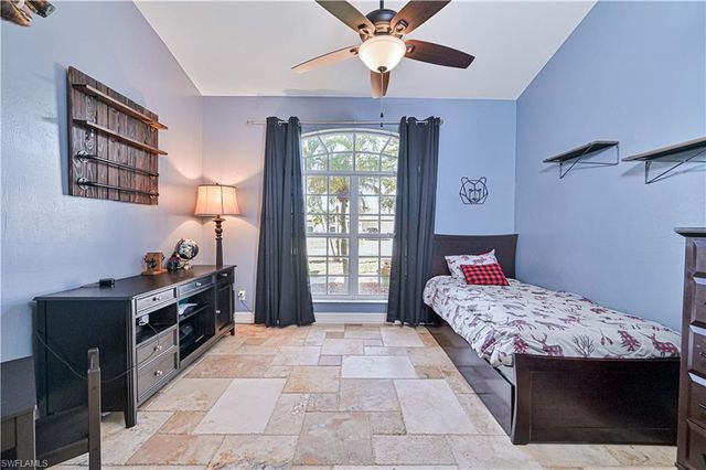 1409 SE 20th CT, Cape Coral, FL 33990