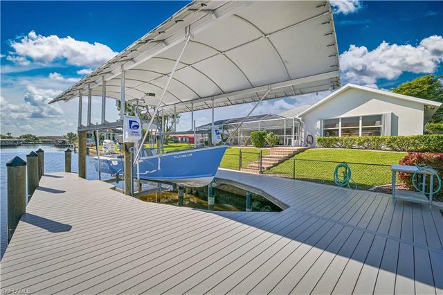 1409 SE 20th CT, Cape Coral, FL 33990