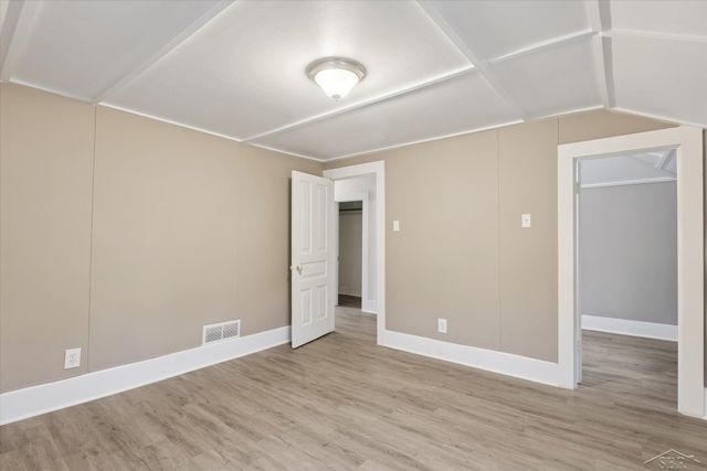 716 N Cass Avenue, Vassar, MI 48768