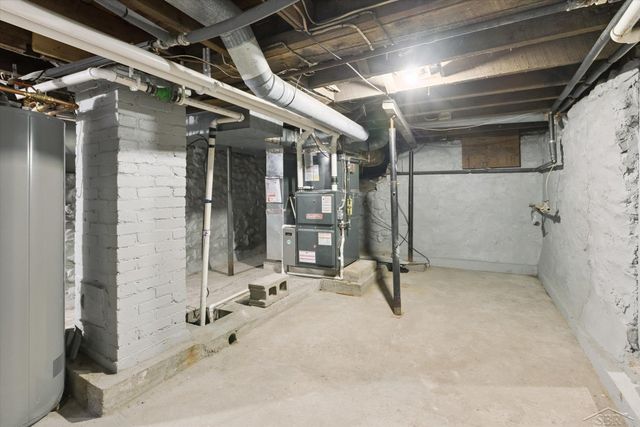 716 N Cass Avenue, Vassar, MI 48768