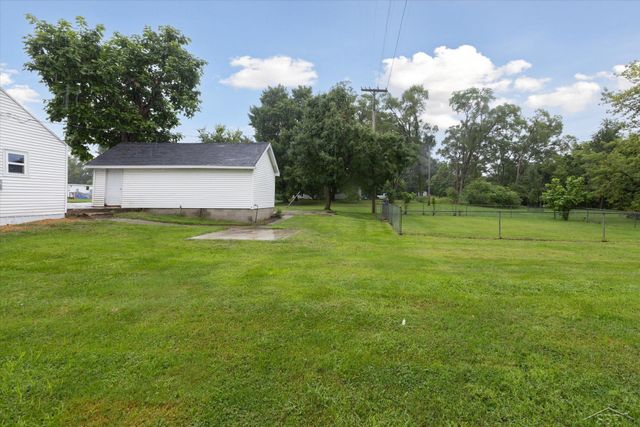 716 N Cass Avenue, Vassar, MI 48768