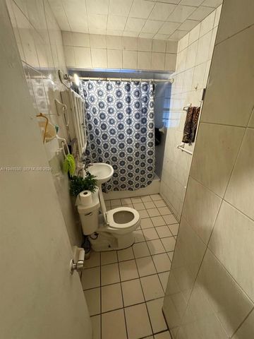 140 NE 193rd Ter, Miami, FL 33179