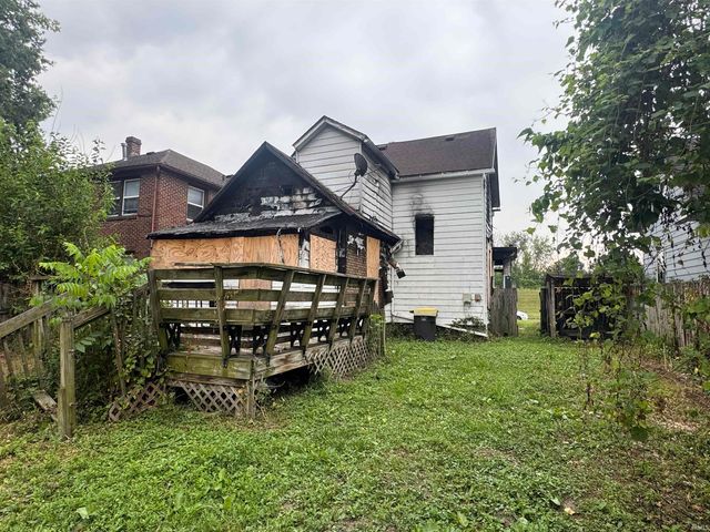 1031 Edgewater Avenue, Fort Wayne, IN 46805