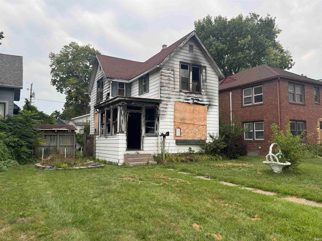 1031 Edgewater Avenue, Fort Wayne, IN 46805