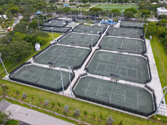 615 NE 10TH Avenue 101B, Fort Lauderdale, FL 33304