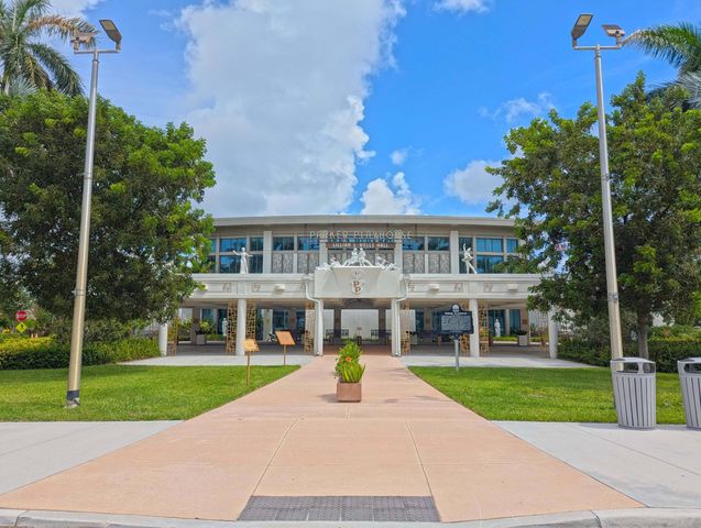 615 NE 10TH Avenue 101B, Fort Lauderdale, FL 33304