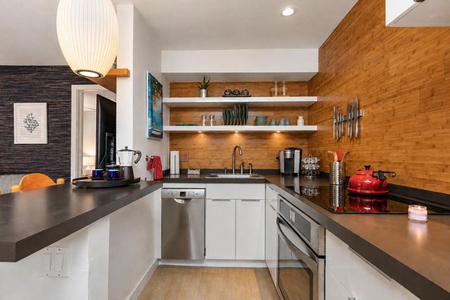 615 NE 10TH Avenue 101B, Fort Lauderdale, FL 33304