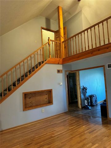 30 SUMMIT ST, Clarksville, PA 15322