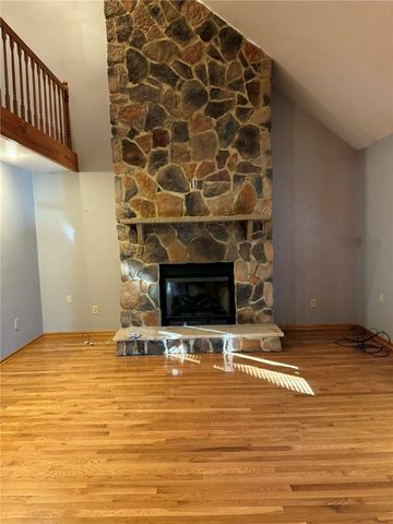 30 SUMMIT ST, Clarksville, PA 15322
