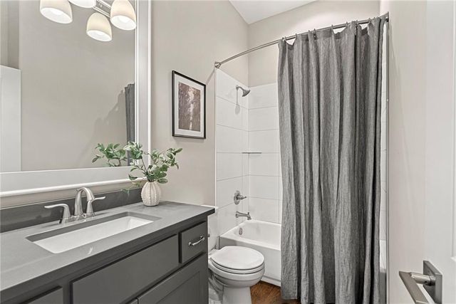 16805 Bradshaw Street, Overland Park, KS 66221