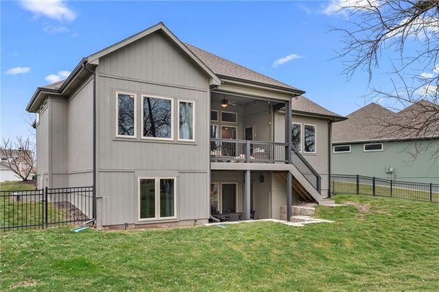 16805 Bradshaw Street, Overland Park, KS 66221