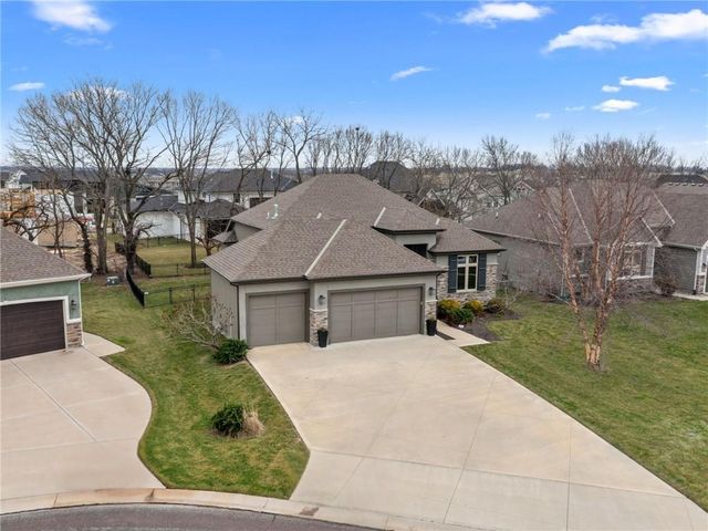 16805 Bradshaw Street, Overland Park, KS 66221