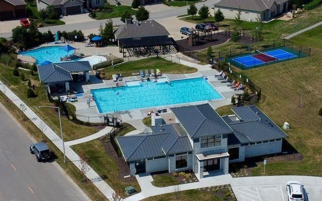 16805 Bradshaw Street, Overland Park, KS 66221