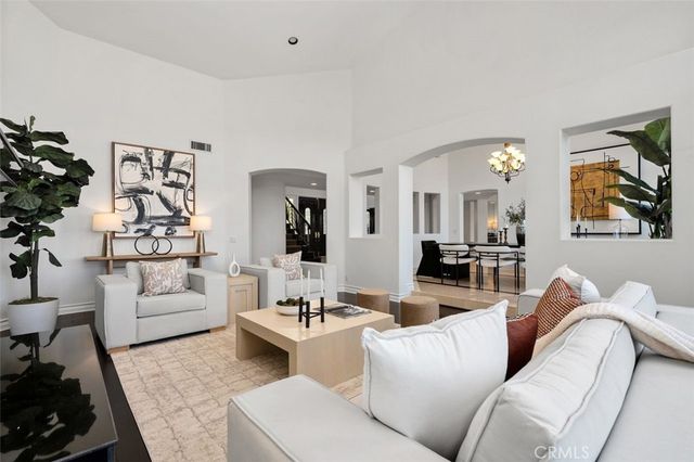 24658 Cordillera Drive, Calabasas, CA 91302