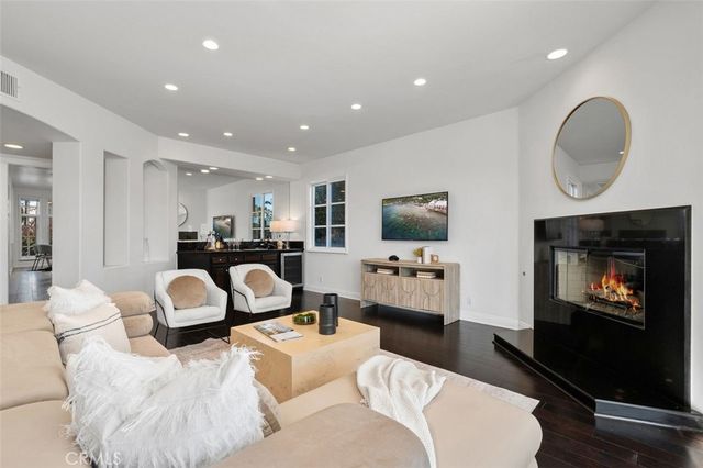 24658 Cordillera Drive, Calabasas, CA 91302