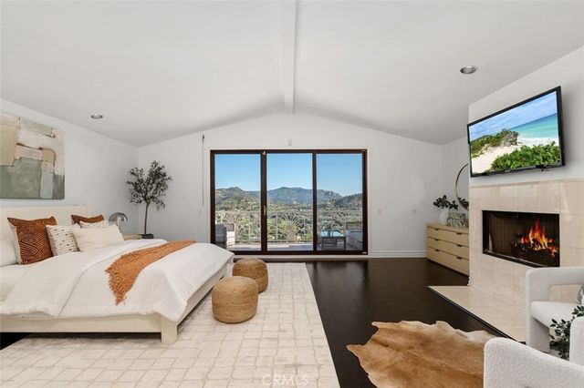 24658 Cordillera Drive, Calabasas, CA 91302