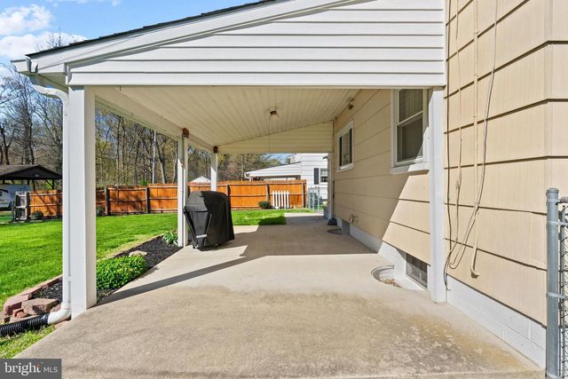 945 HOMBERG AVE, Baltimore, MD 21221