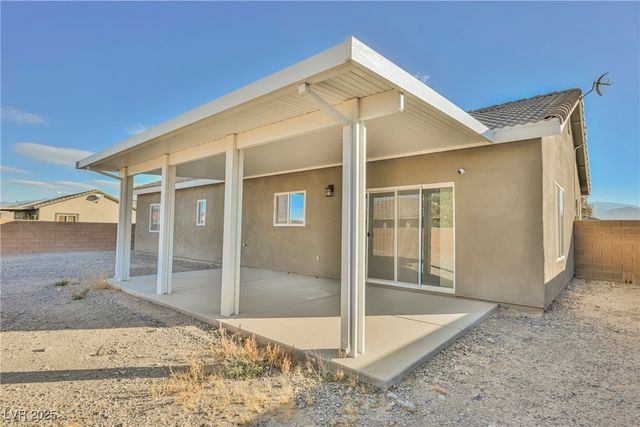 90 White Burch Lane, Pahrump, NV 89048