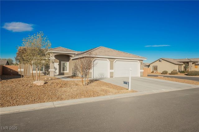 90 White Burch Lane, Pahrump, NV 89048